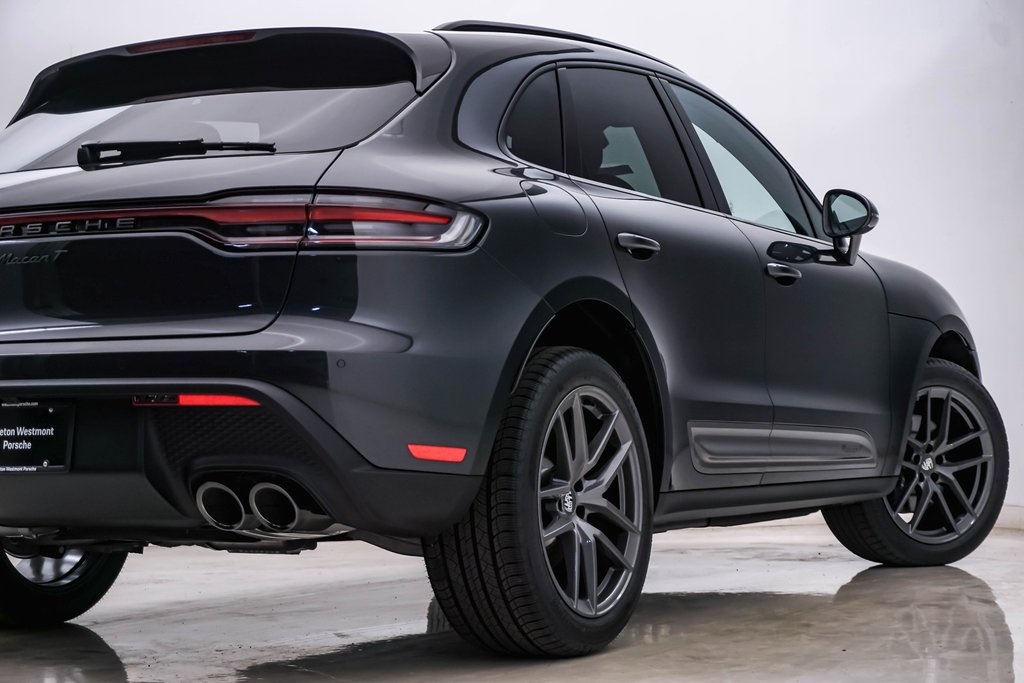 2024 Porsche Macan T 10