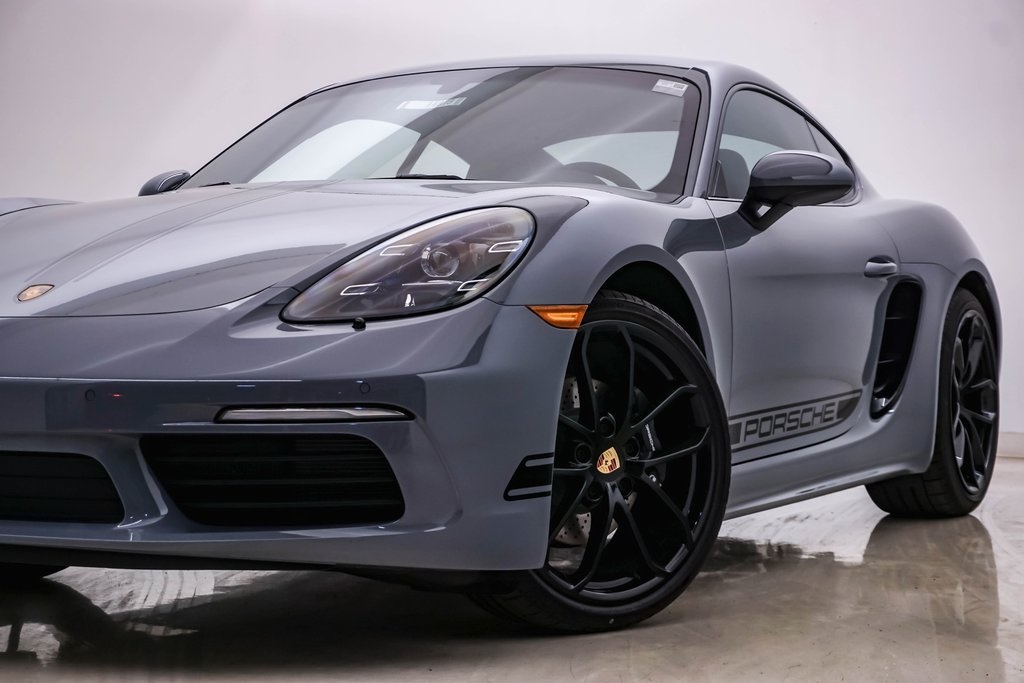 2024 Porsche 718 Cayman  2