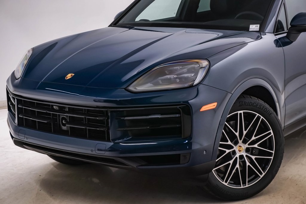 2024 Porsche Cayenne  4