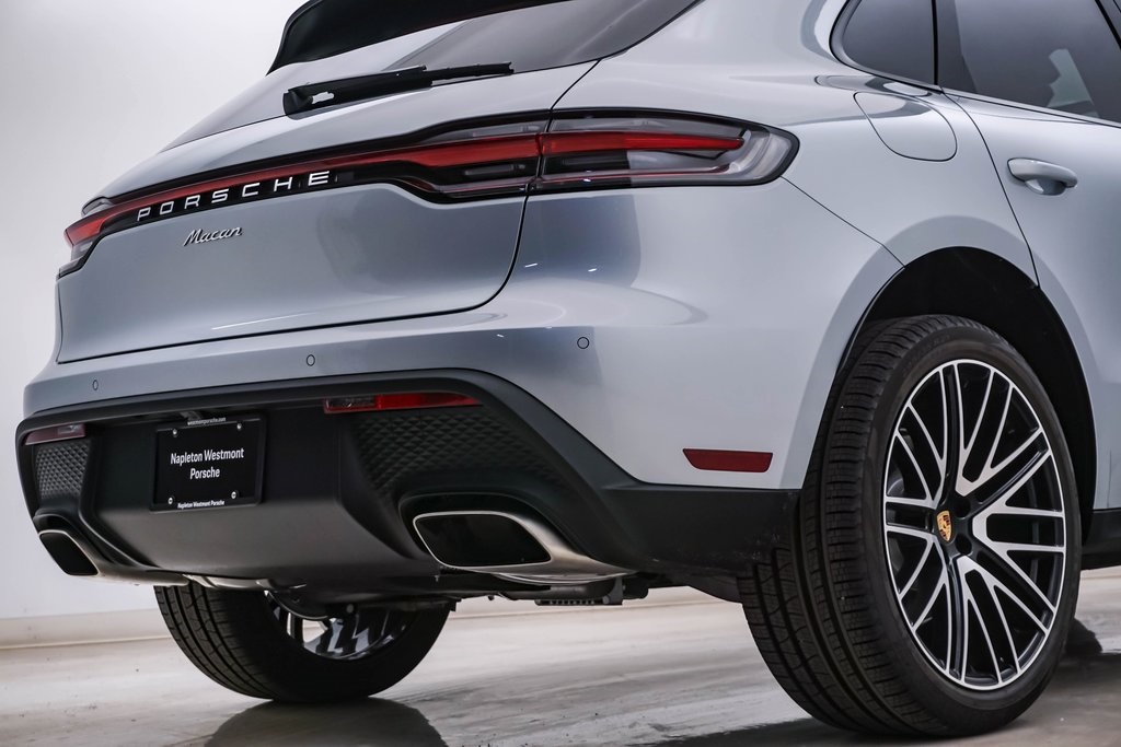 2024 Porsche Macan  12