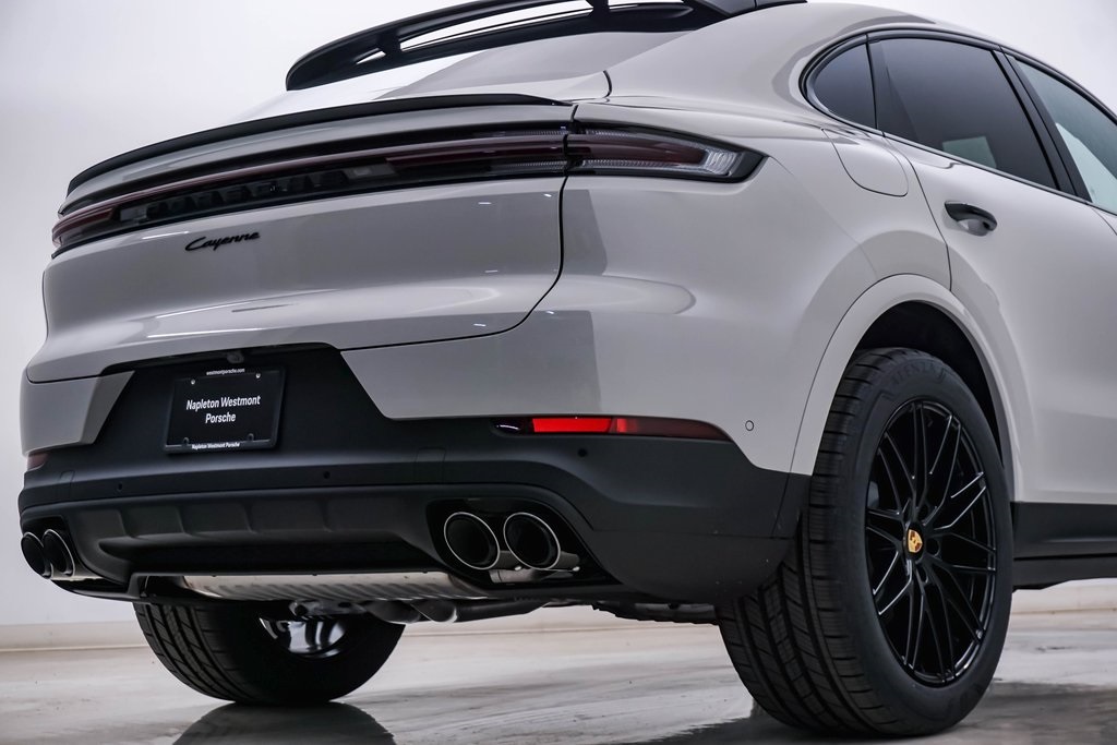 2024 Porsche Cayenne Coupe  12