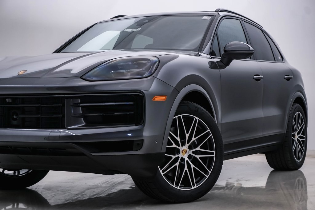 2024 Porsche Cayenne  2