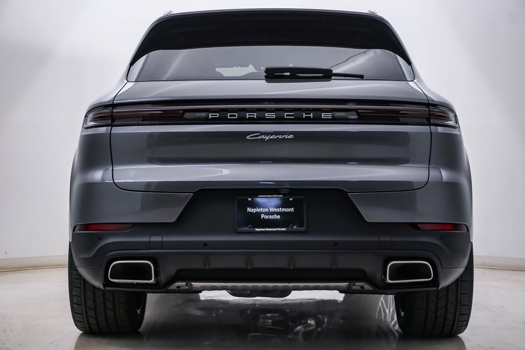 2024 Porsche Cayenne  8