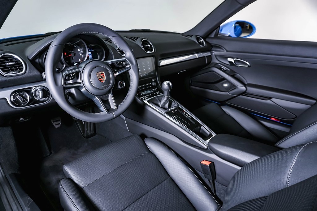 2024 Porsche 718 Cayman  20