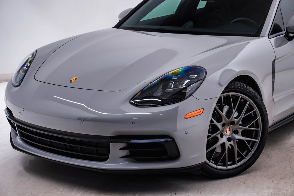 2020 Porsche Panamera 4 4