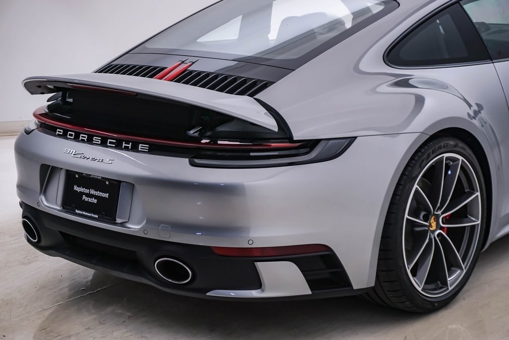 2024 Porsche 911 Carrera S 12