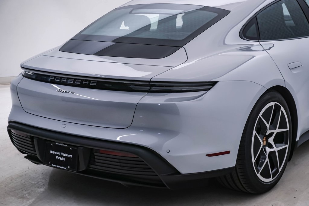 2025 Porsche Taycan  12