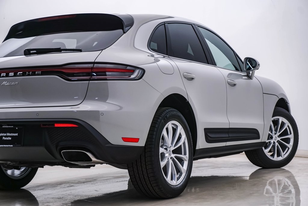 2025 Porsche Macan  10