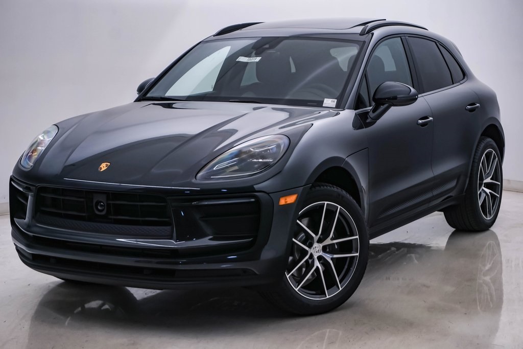 2025 Porsche Macan  3