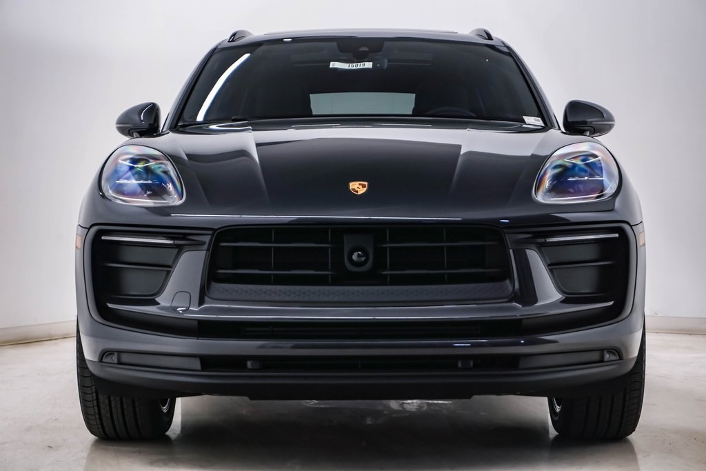 2025 Porsche Macan  6