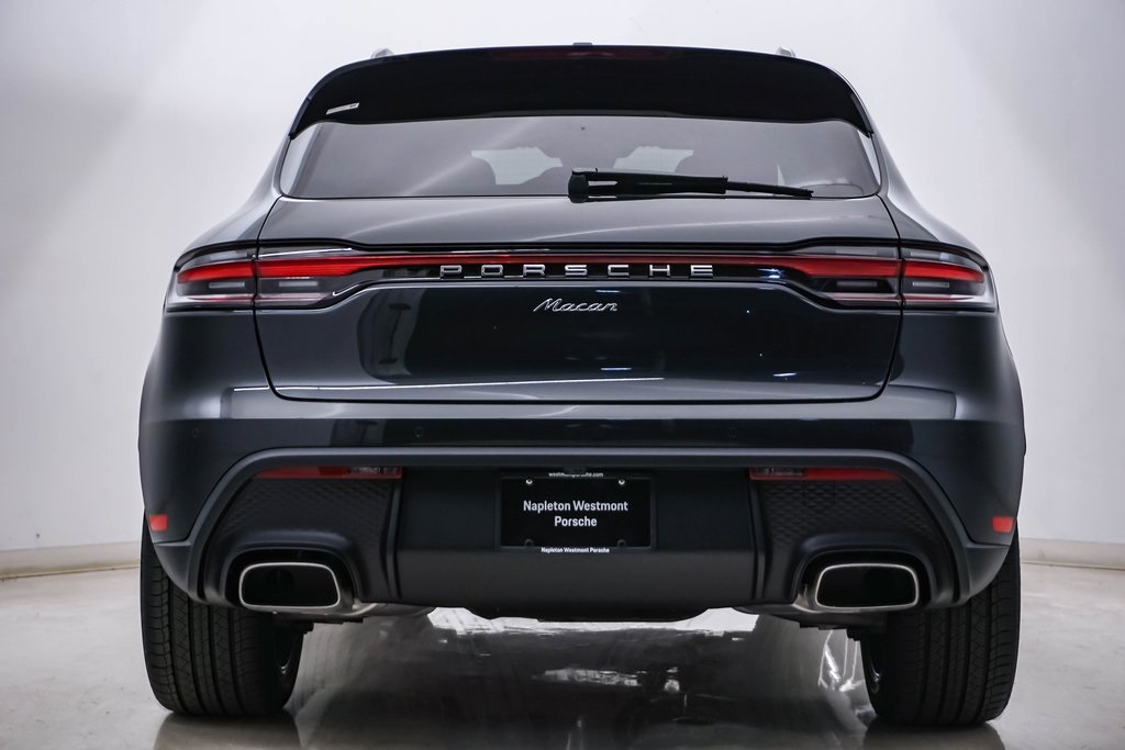 2025 Porsche Macan  8