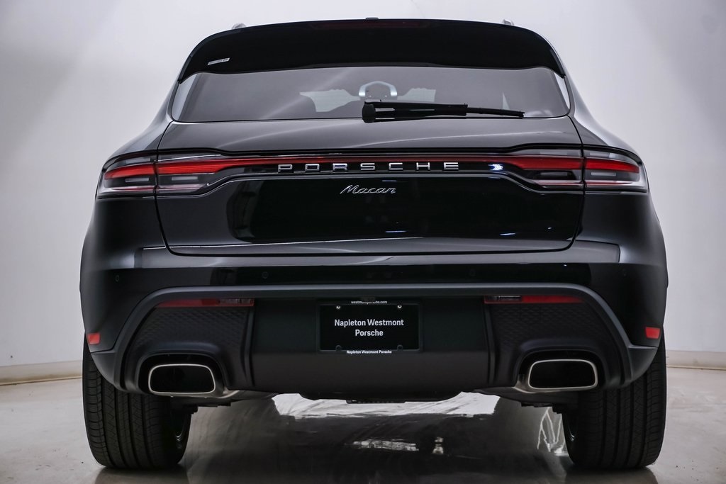 2025 Porsche Macan  8