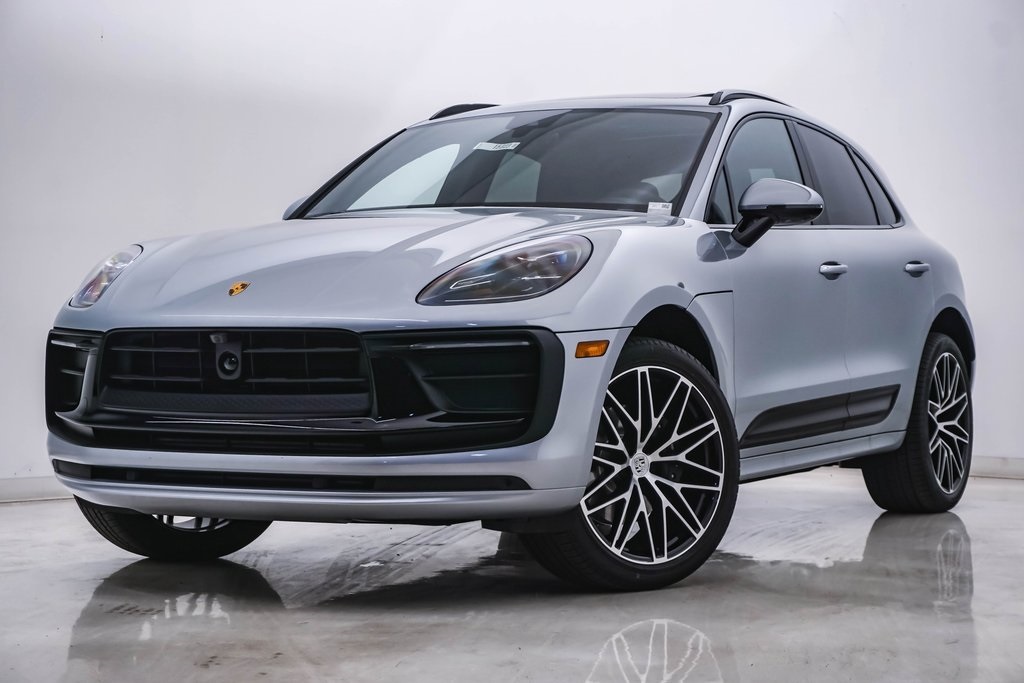 2025 Porsche Macan  1