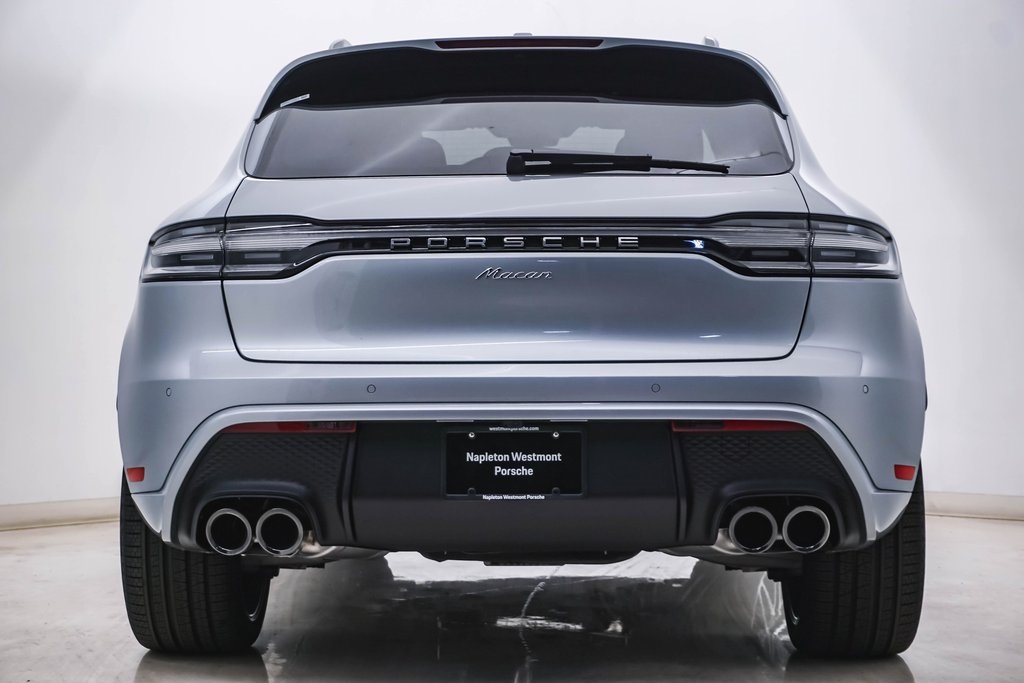 2025 Porsche Macan  8