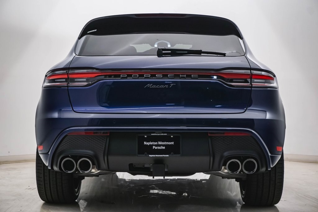 2025 Porsche Macan T 8