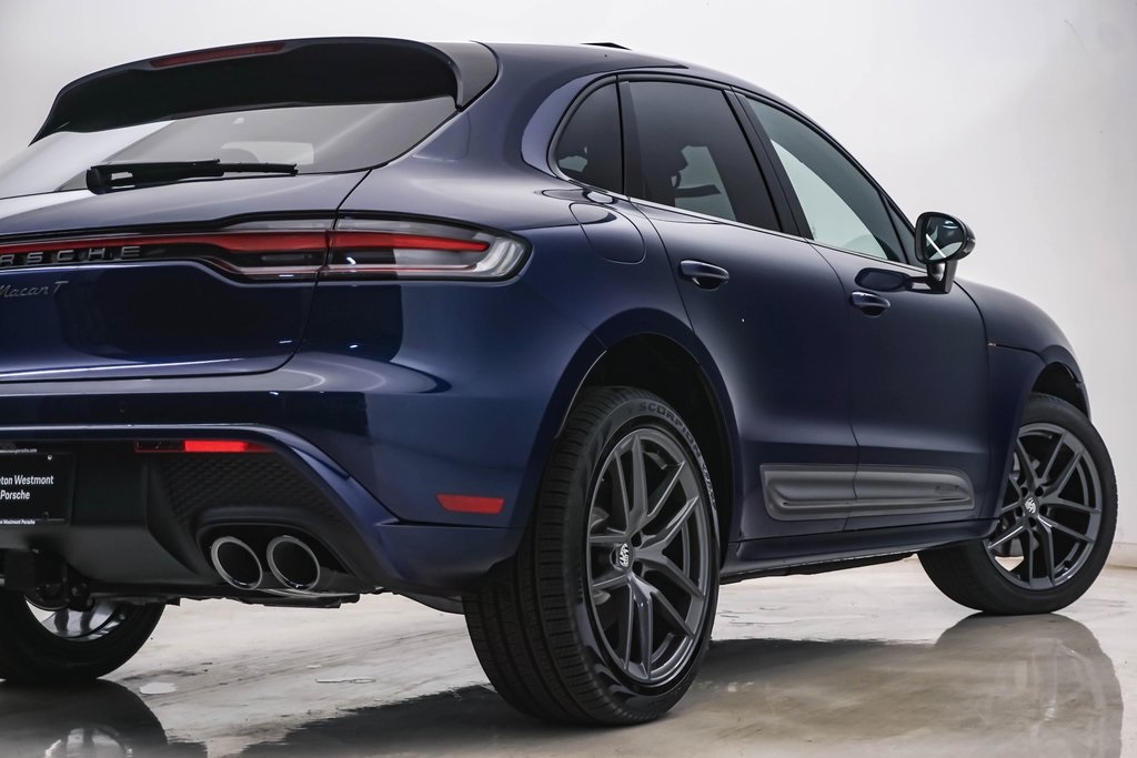 2025 Porsche Macan T 10