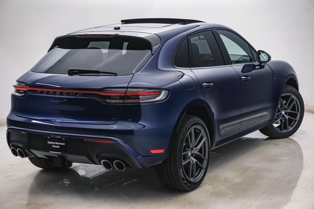 2025 Porsche Macan T 11