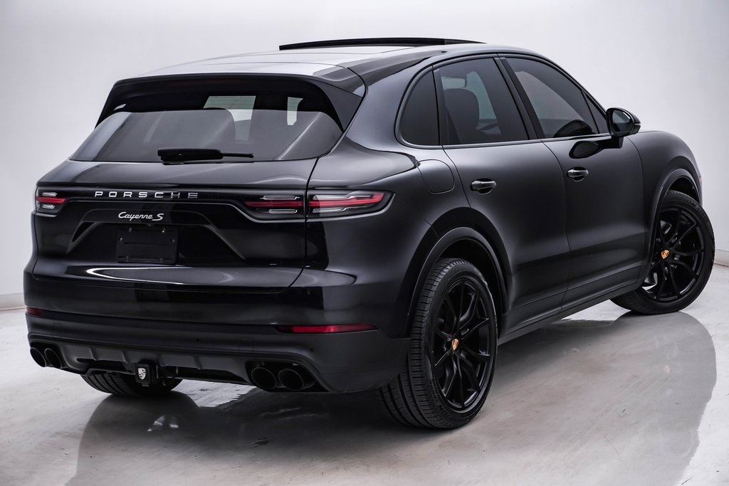 2019 Porsche Cayenne S 11