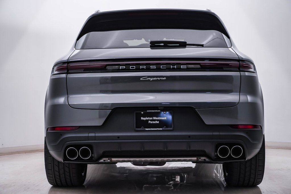 2024 Porsche Cayenne  8