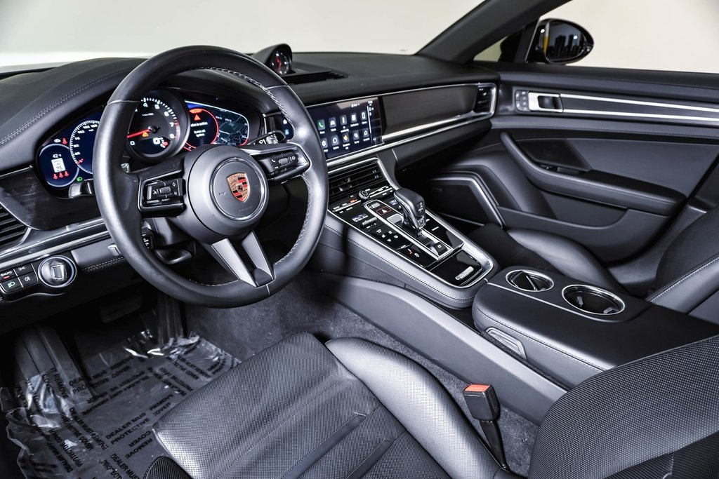 2023 Porsche Panamera 4 Platinum Edition 19