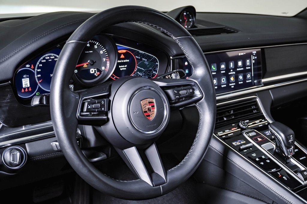 2023 Porsche Panamera 4 Platinum Edition 20