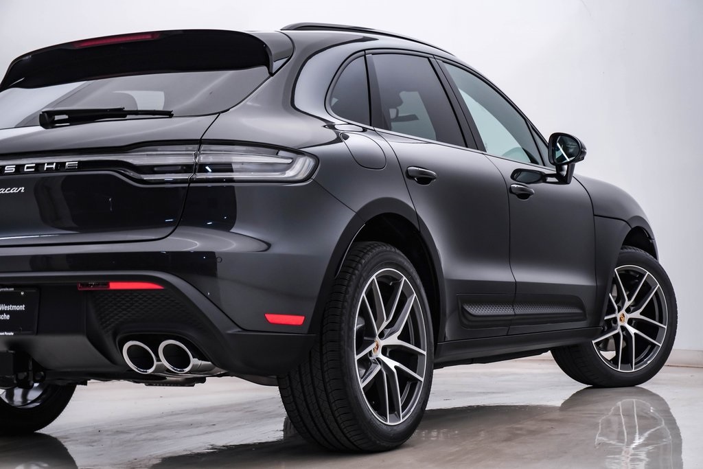 2025 Porsche Macan  10