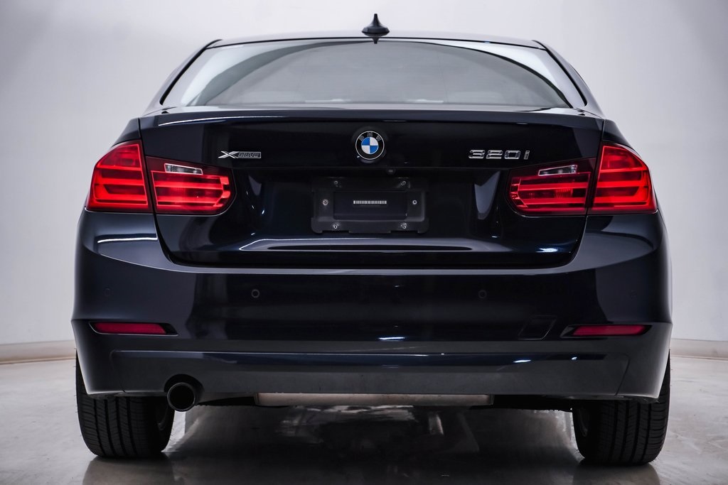 2015 BMW 3 Series 320i xDrive 7