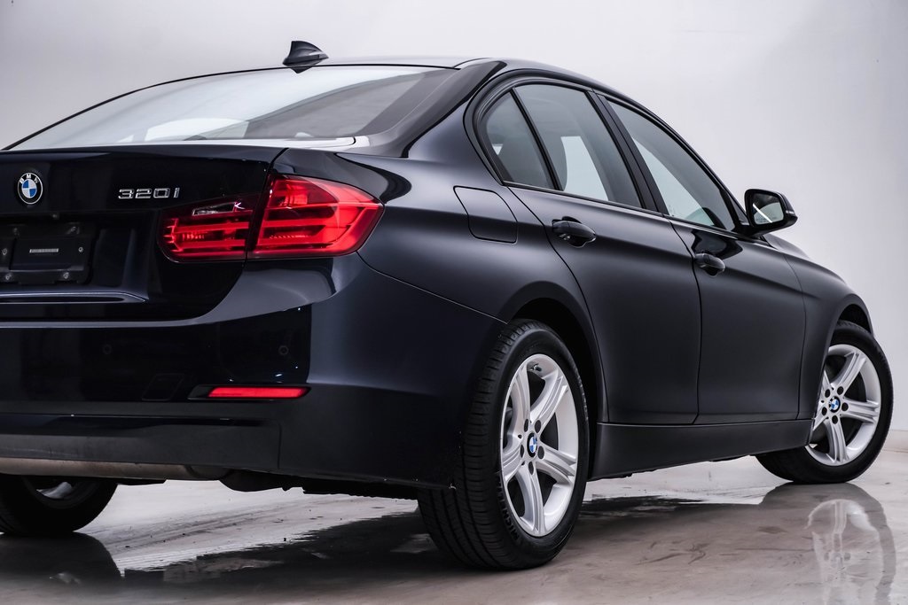 2015 BMW 3 Series 320i xDrive 9