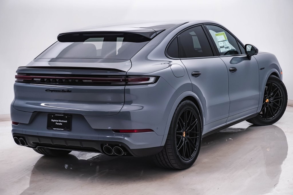 2024 Porsche Cayenne Turbo E-Hybrid Coupe  11