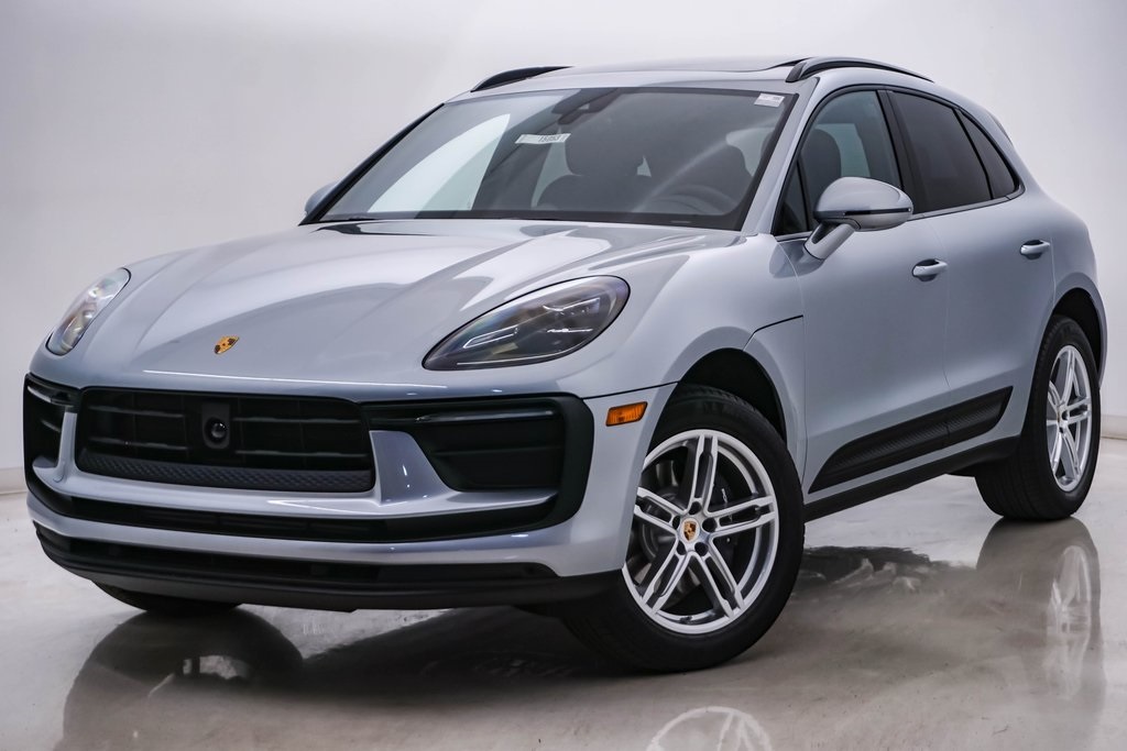 2025 Porsche Macan  3