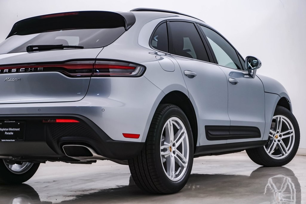 2025 Porsche Macan  10