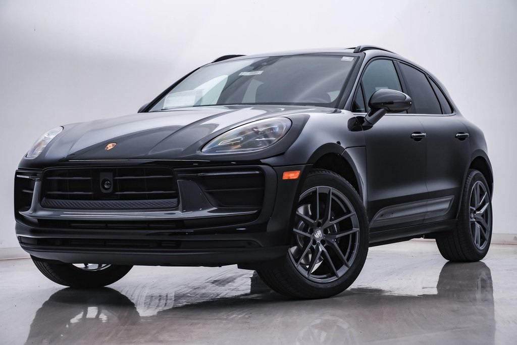 2025 Porsche Macan T 1