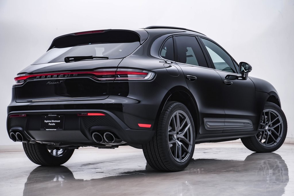 2025 Porsche Macan T 9