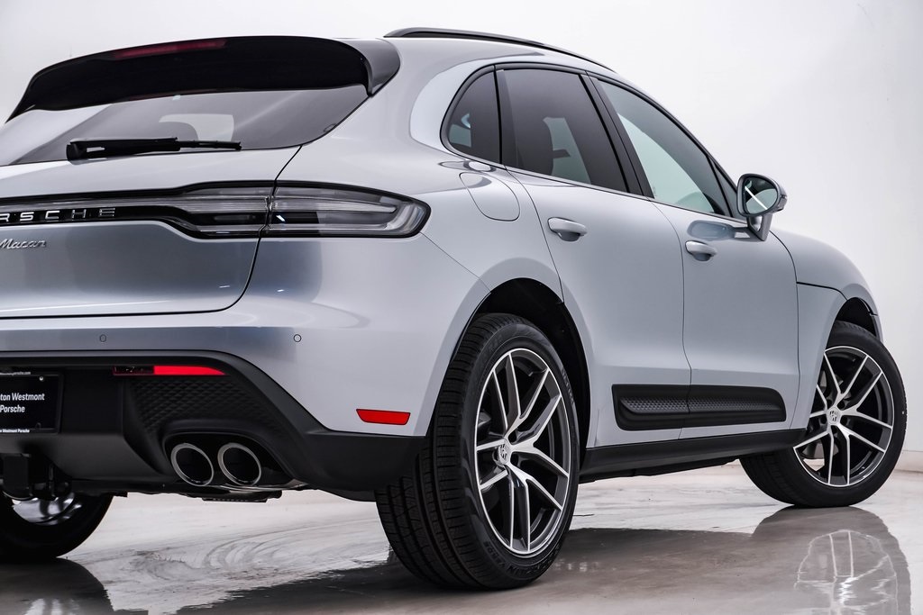 2025 Porsche Macan  10