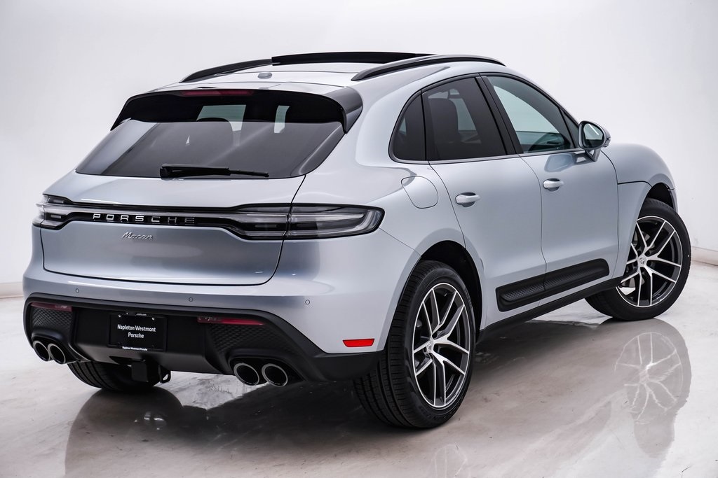 2025 Porsche Macan  11