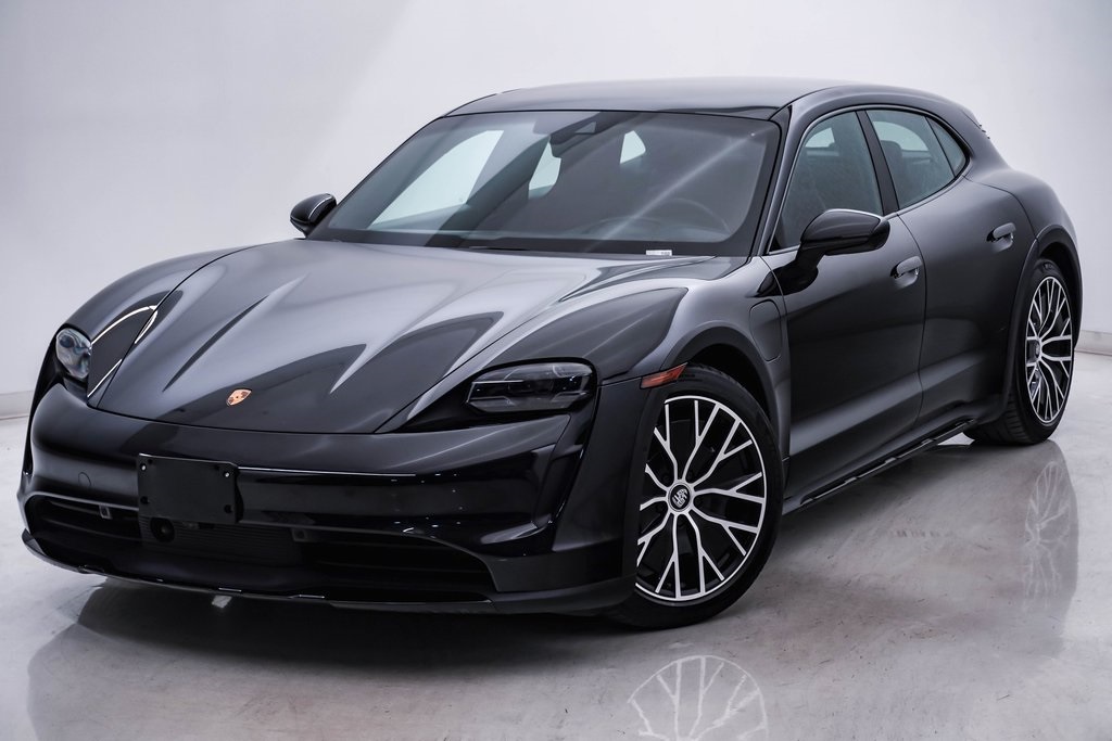 2021 Porsche Taycan Cross Turismo 4S 3