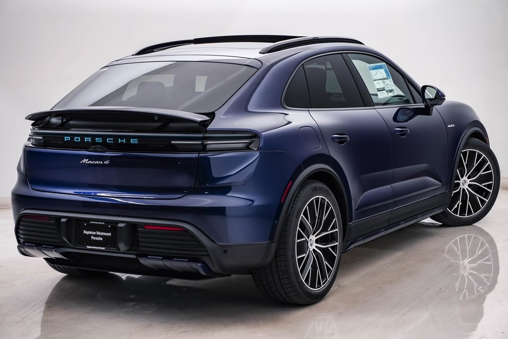 2024 Porsche Macan Electric 4 11