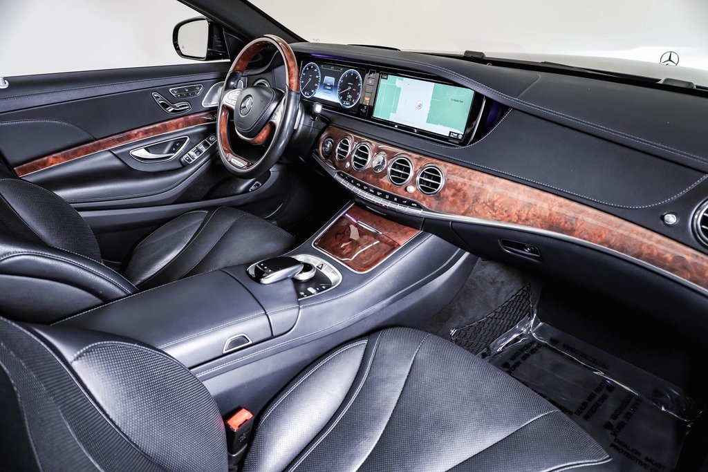 2015 Mercedes-Benz S-Class S 550 14