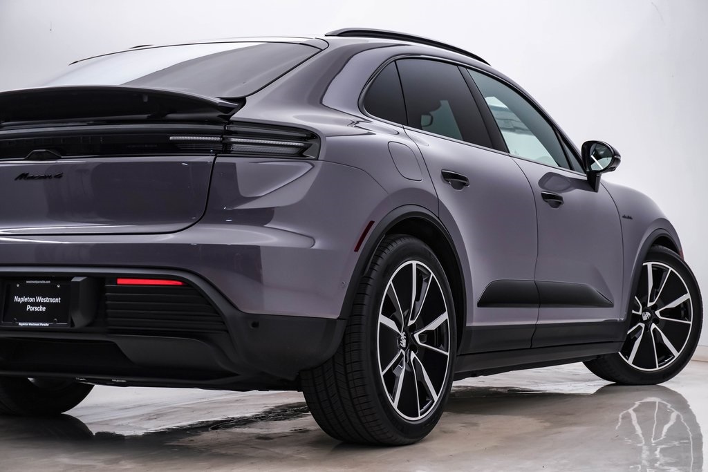 2024 Porsche Macan Electric 4 10