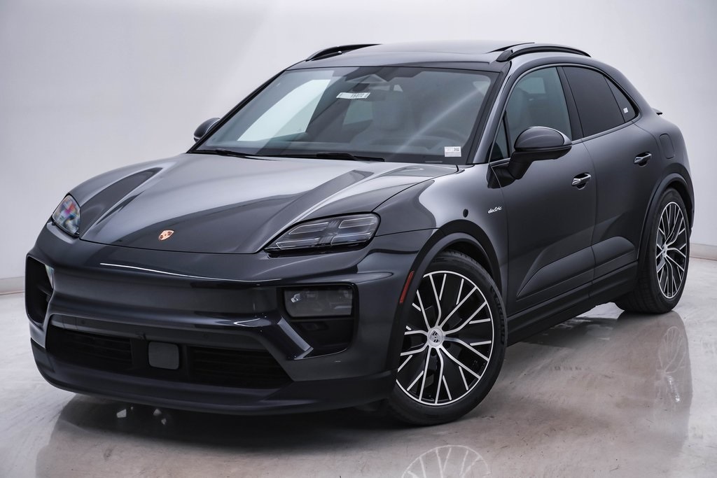 2024 Porsche Macan Electric 4 3