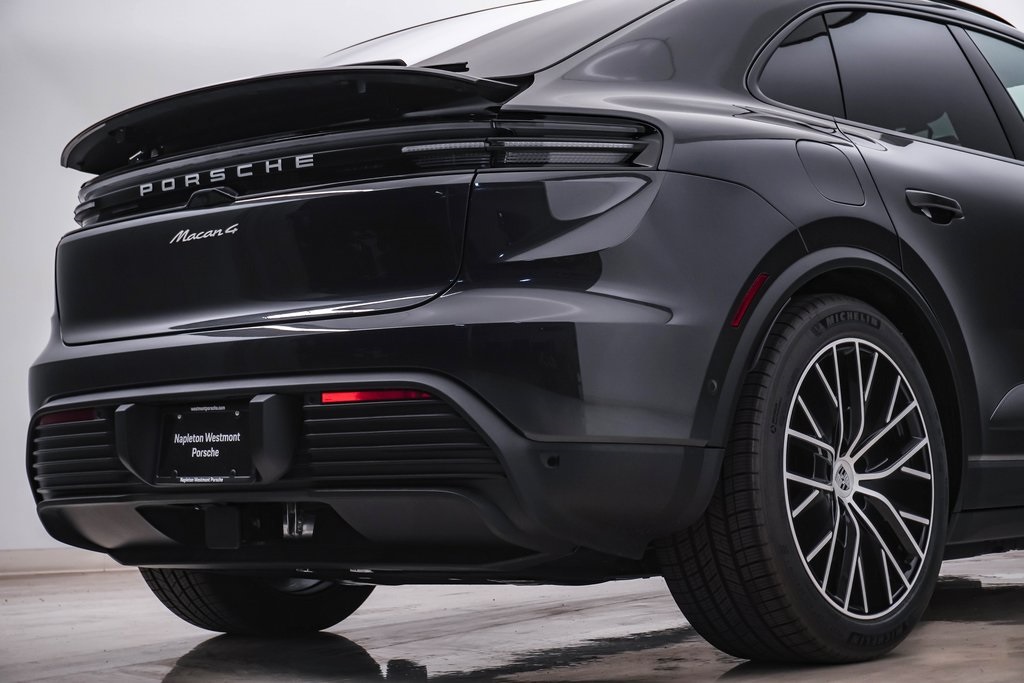 2024 Porsche Macan Electric 4 12