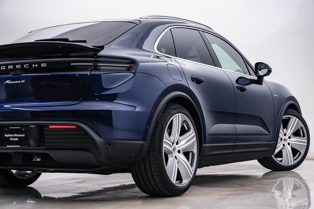 2024 Porsche Macan Electric 4 10