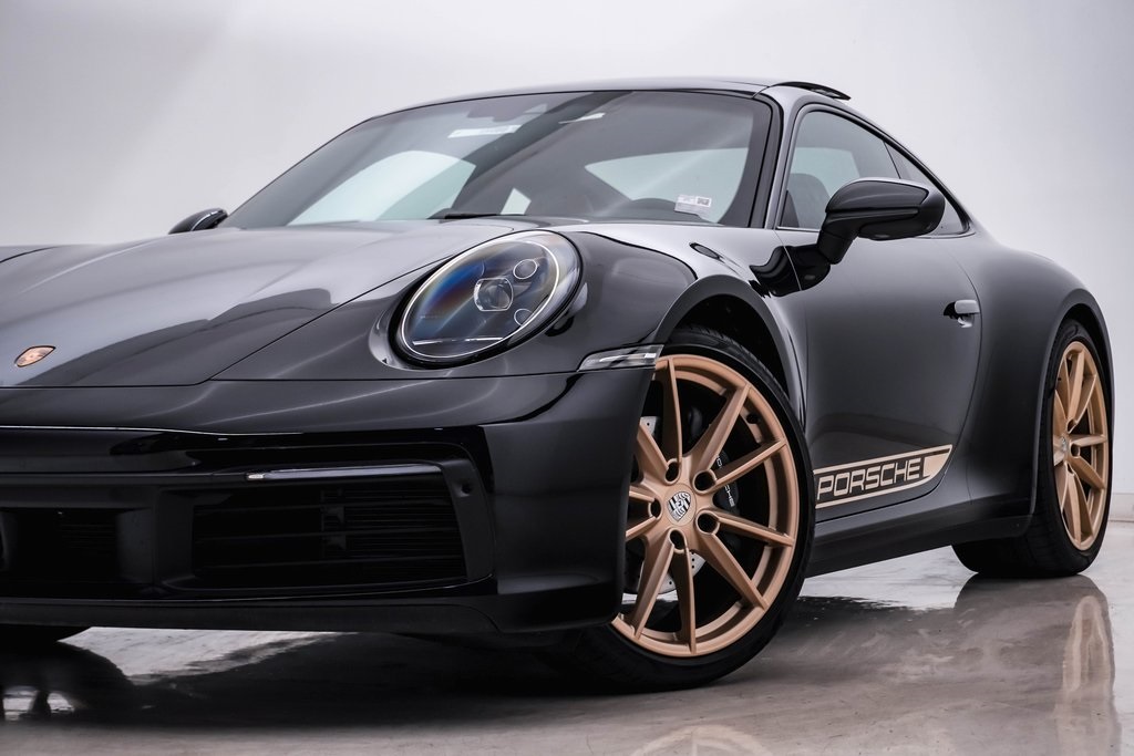 2024 Porsche 911 Carrera 2