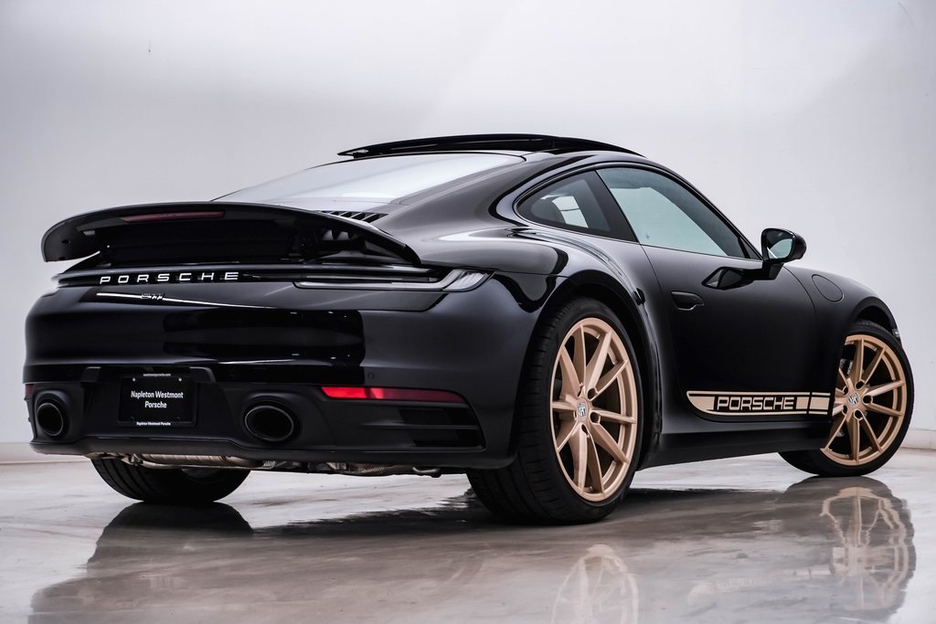 2024 Porsche 911 Carrera 8