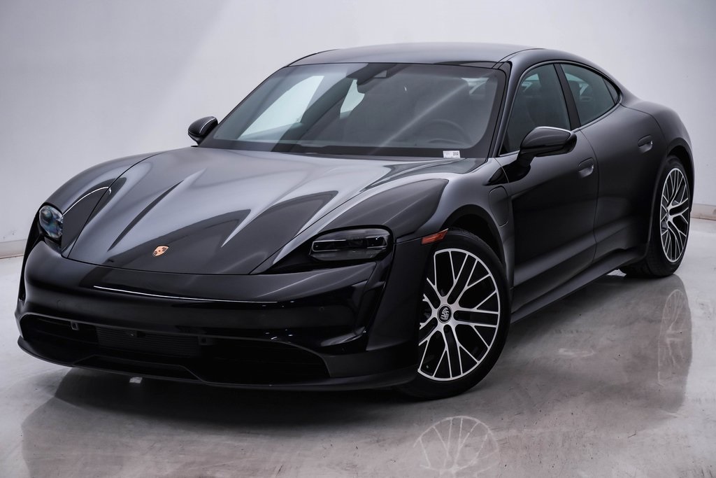 2021 Porsche Taycan  3