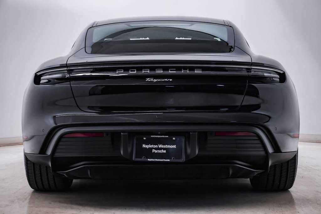 2021 Porsche Taycan  8