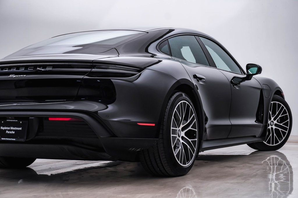 2021 Porsche Taycan  10