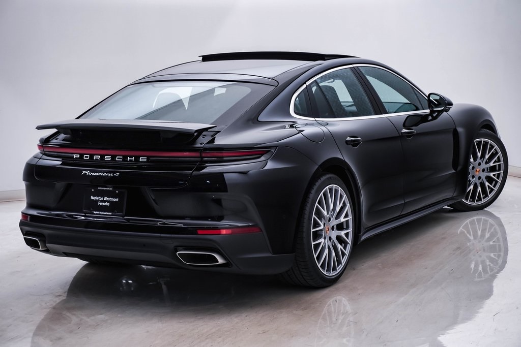 2025 Porsche Panamera 4 11