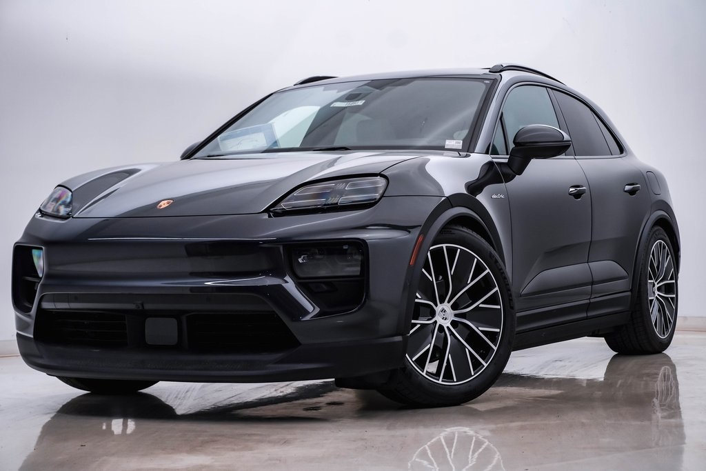 2024 Porsche Macan Electric 4 1