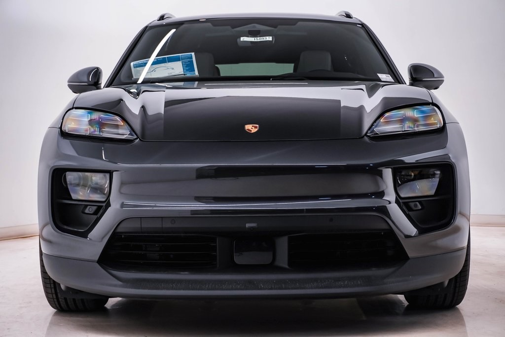 2024 Porsche Macan Electric 4 6